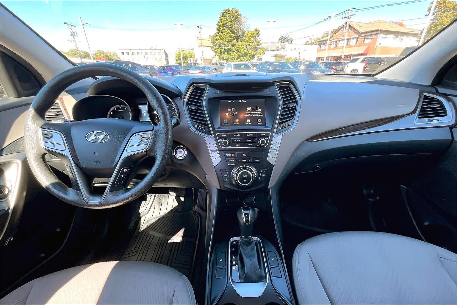 2018 Hyundai Santa Fe Sport 2.4L - Photo 21