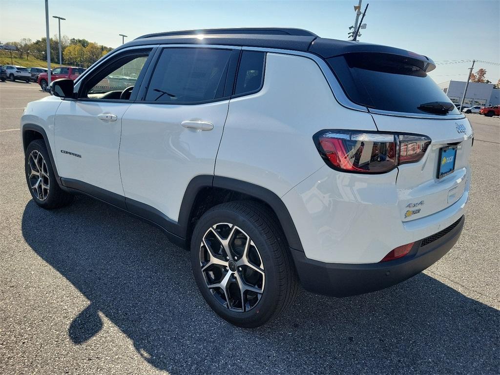 2025 Jeep Compass Limited - Photo 3