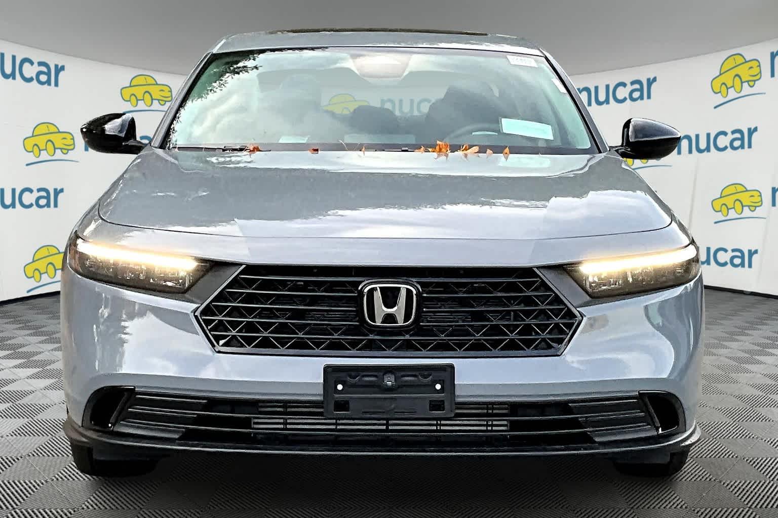 2025 Honda Accord SE - Photo 2