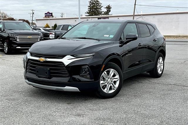 2022 Chevrolet Blazer LT - Photo 2