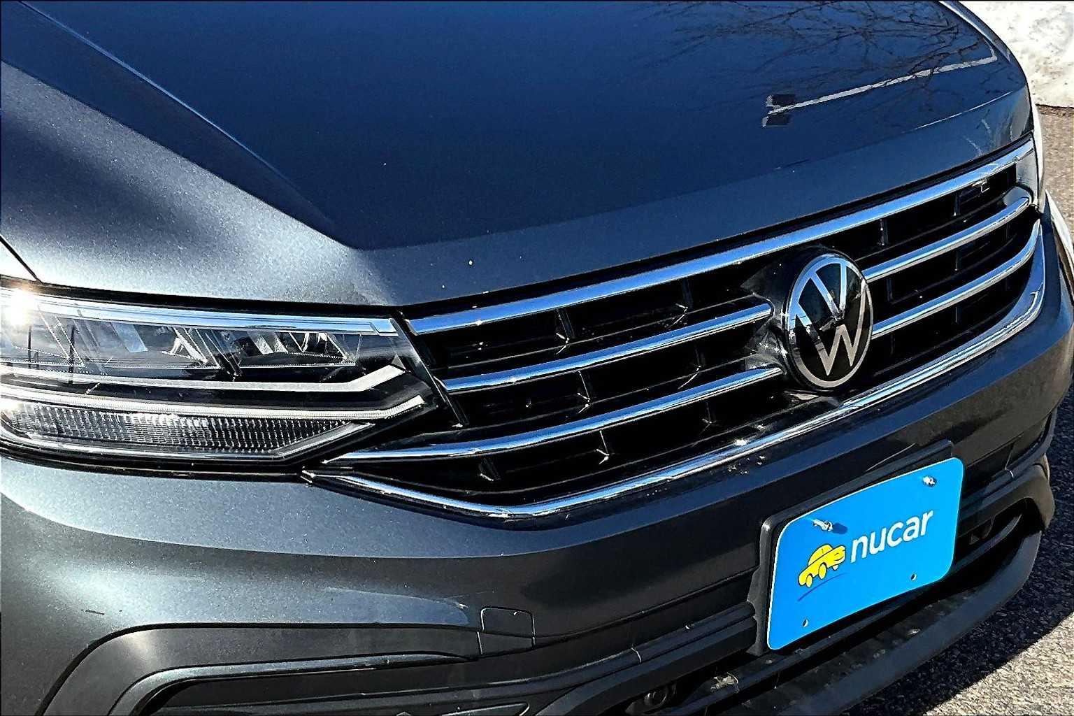 2022 Volkswagen Tiguan SE - Photo 31