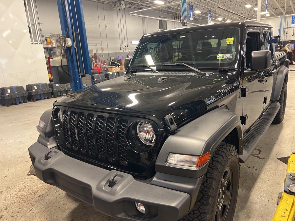 2022 Jeep Gladiator Sport