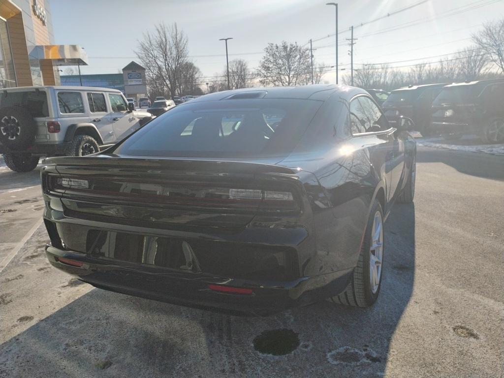 2025 Dodge Charger R/T Scat Pack - Photo 5