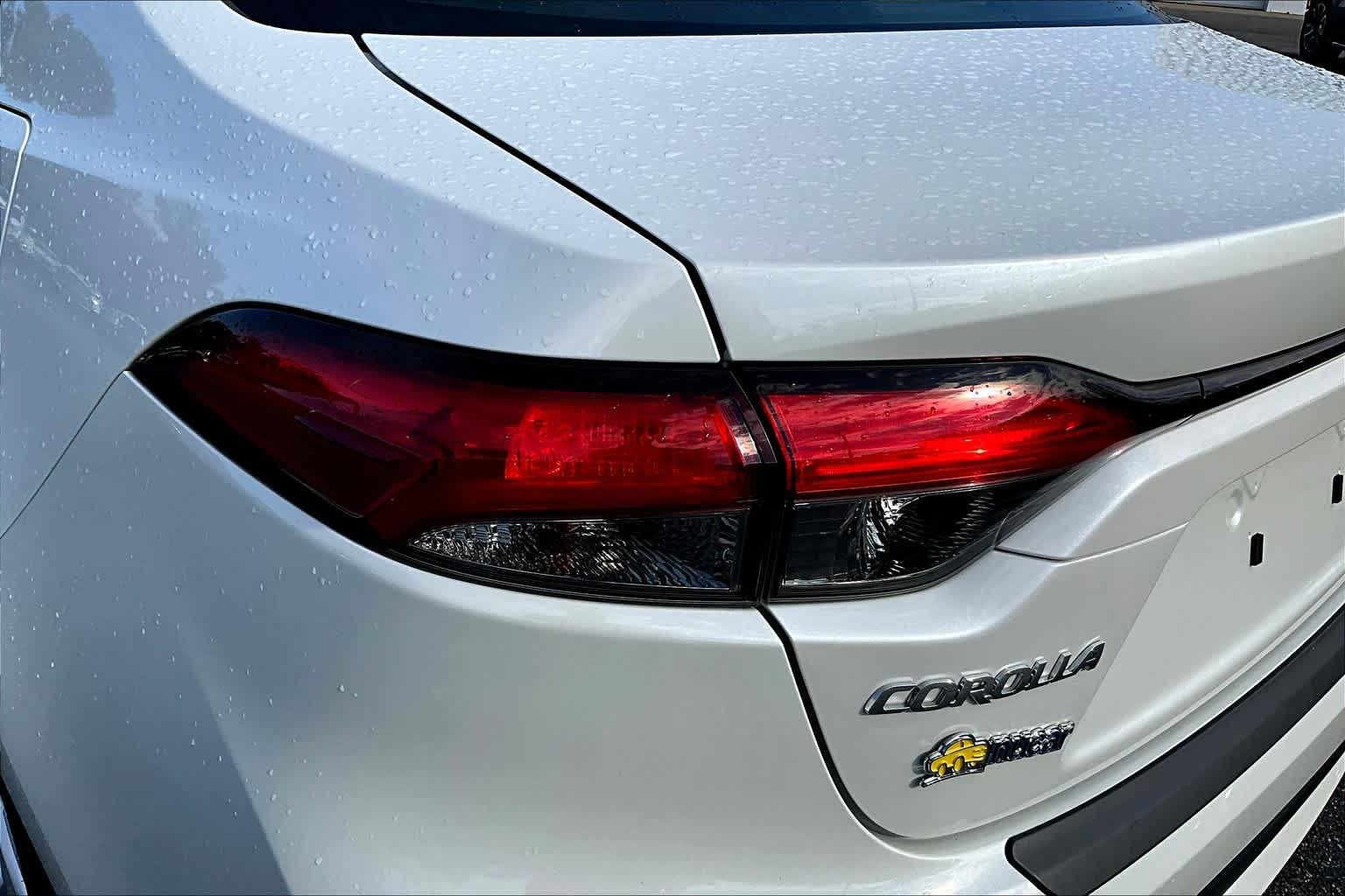 2020 Toyota Corolla XLE - Photo 32