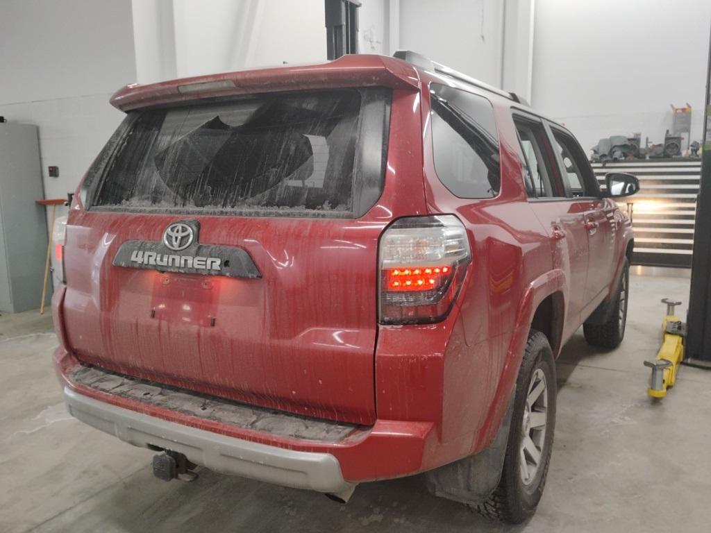 2015 Toyota 4Runner SR5 - Photo 5