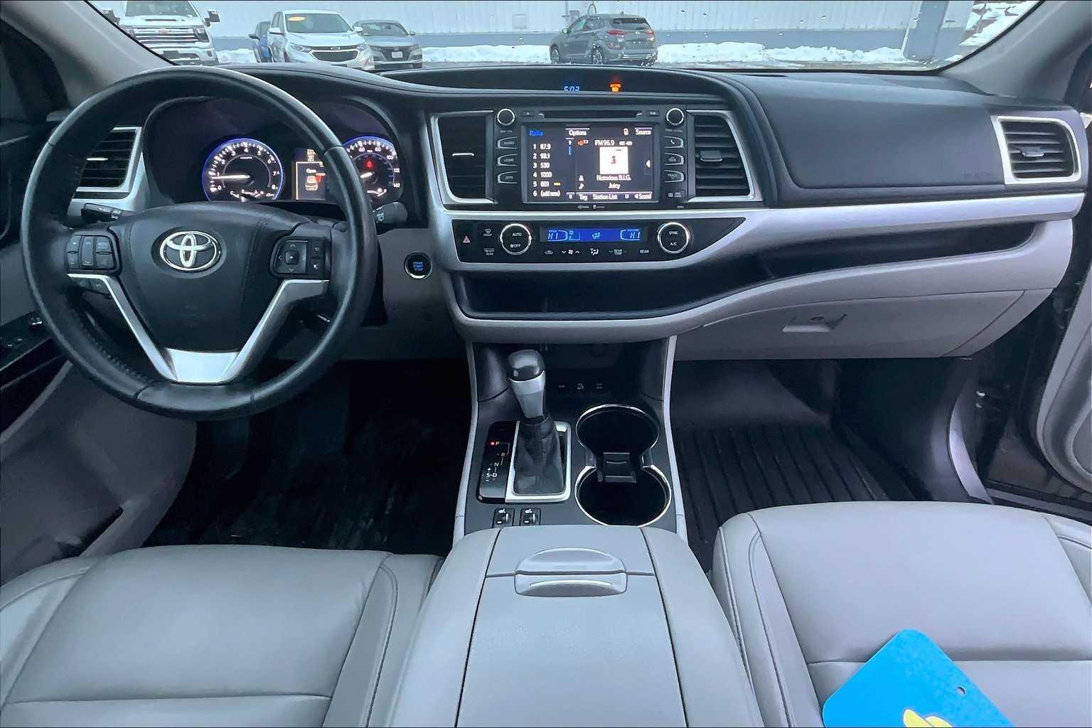 2015 Toyota Highlander XLE - Photo 21