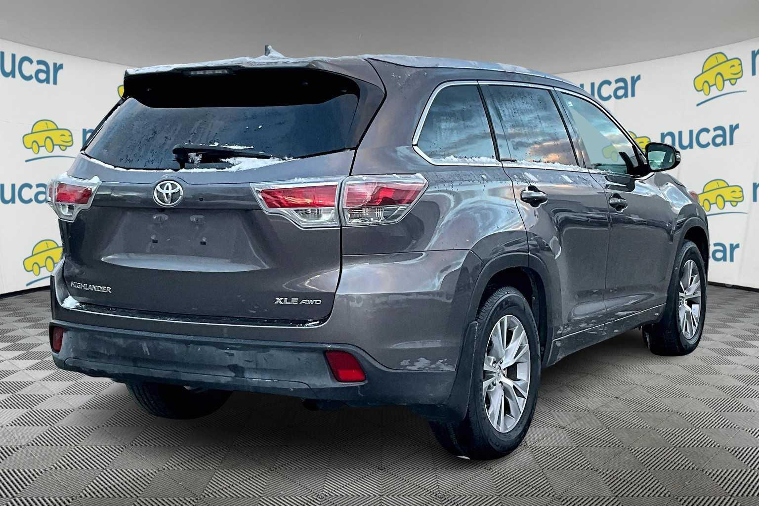 2015 Toyota Highlander XLE - Photo 6