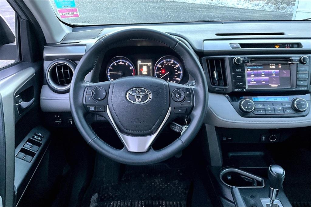 2017 Toyota RAV4 XLE AWD - Photo 17