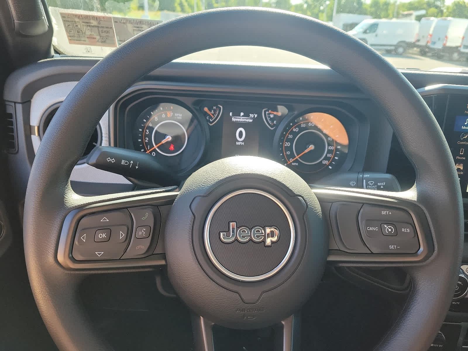 2024 Jeep Gladiator 4x4 - Photo 14