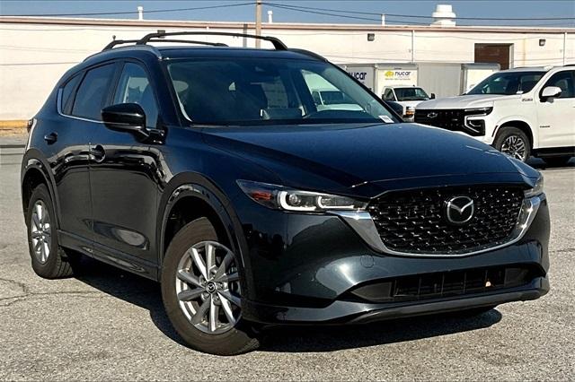 2025 Mazda CX-5 2.5 S Select Package - Photo 1