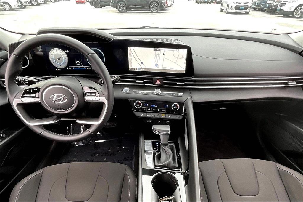 2023 Hyundai Elantra SEL - Photo 20