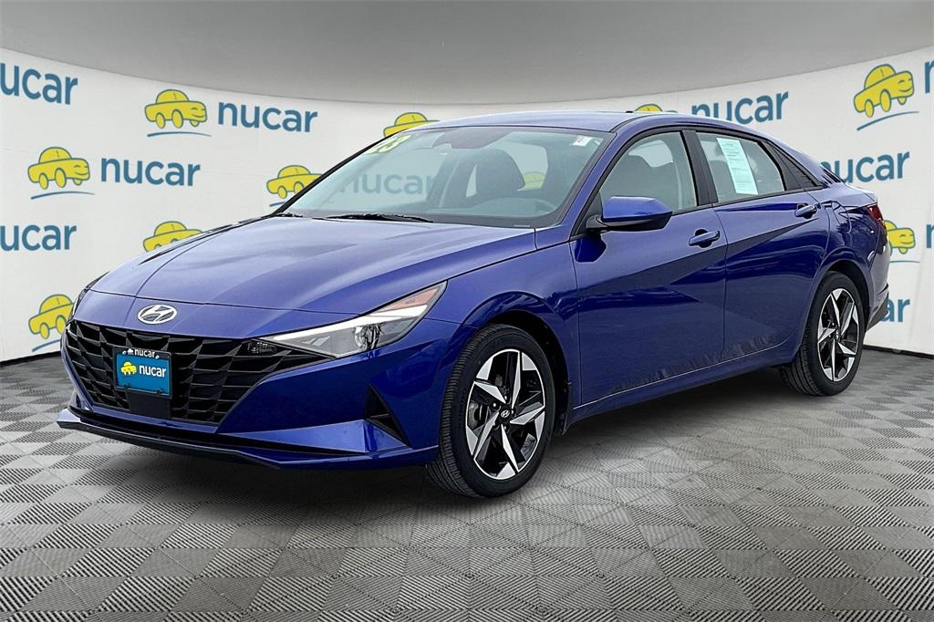 2023 Hyundai Elantra SEL - Photo 3