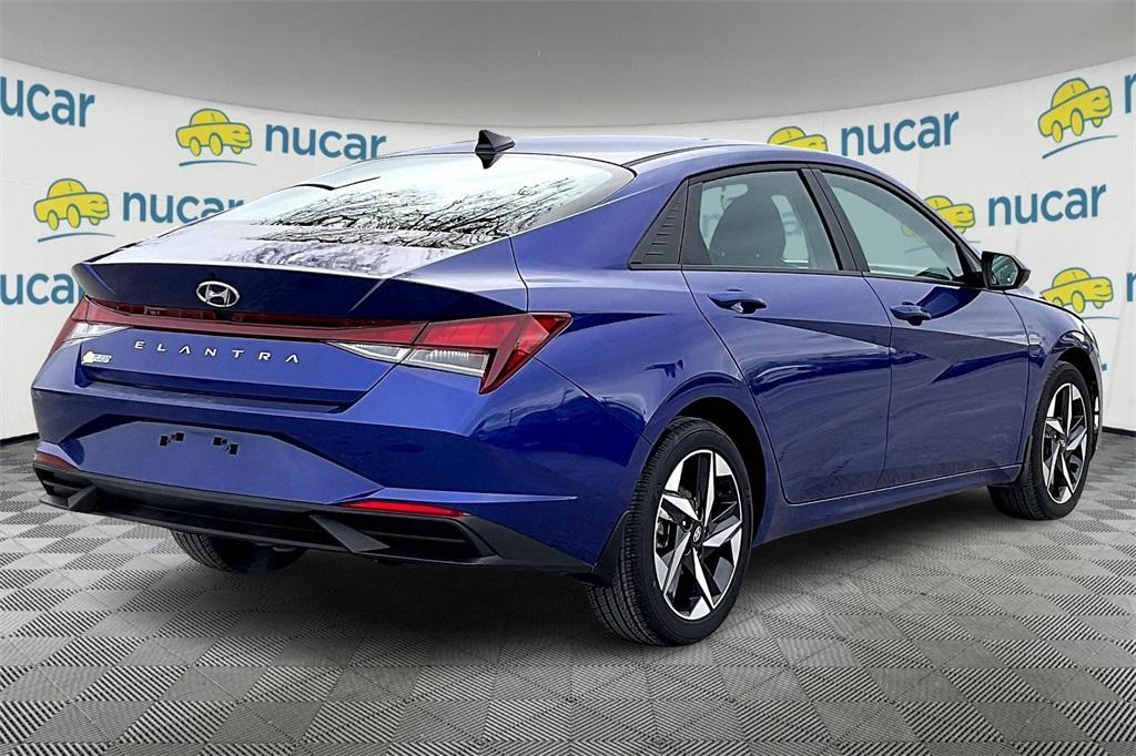 2023 Hyundai Elantra SEL - Photo 6