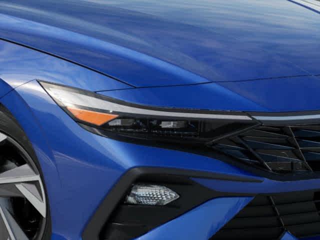 2025 Hyundai Elantra SEL Sport - Photo 9