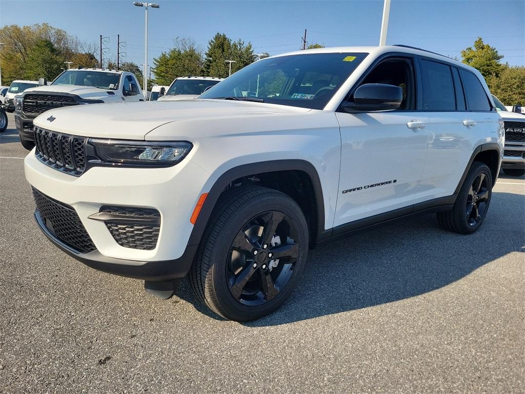 2025 Jeep Grand Cherokee Altitude X - Photo 2