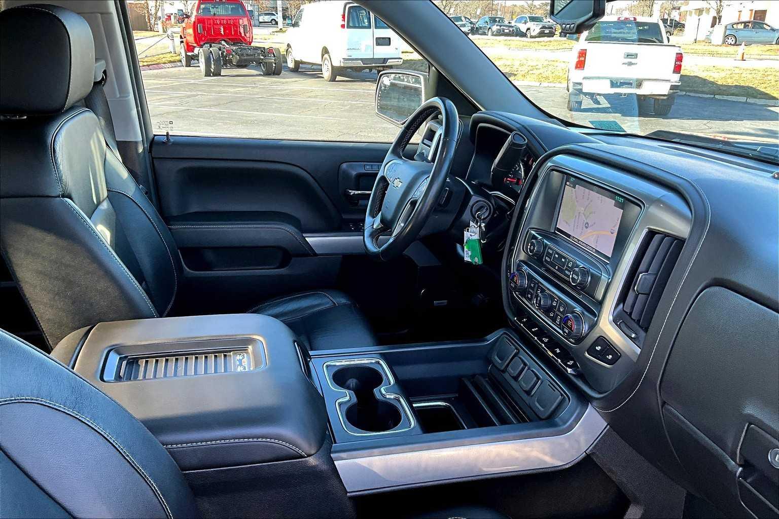 2018 Chevrolet Silverado 1500 LTZ - Photo 21