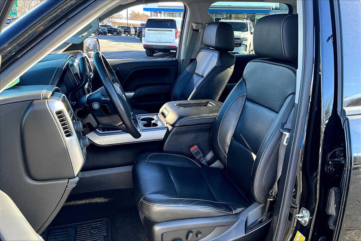 2018 Chevrolet Silverado 1500 LTZ - Photo 10