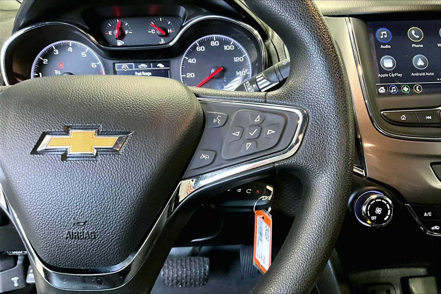 2019 Chevrolet Cruze LS - Photo 24