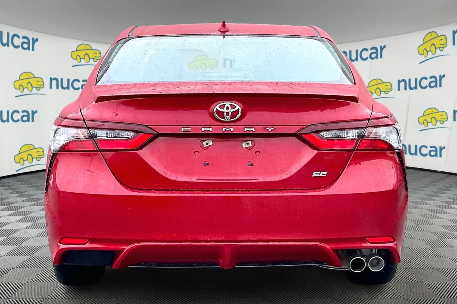 2021 Toyota Camry SE - Photo 5