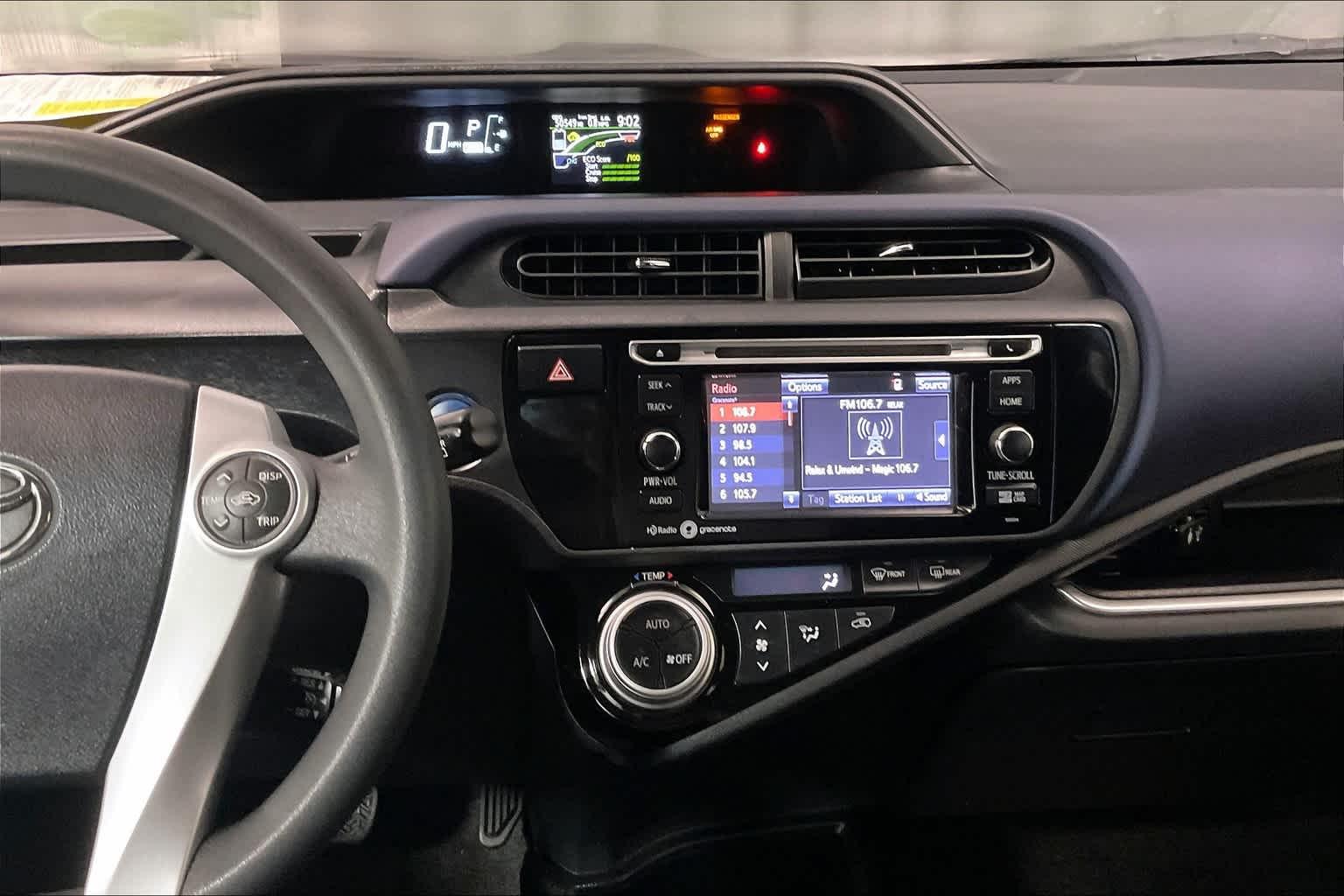 2015 Toyota Prius c Three - Photo 18