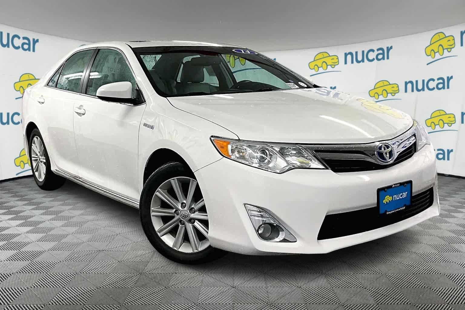 2014 Toyota Camry Hybrid XLE