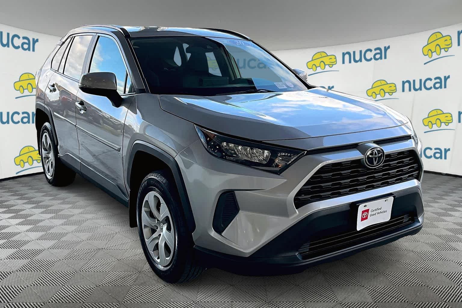 2020 Toyota RAV4 LE - Photo 1