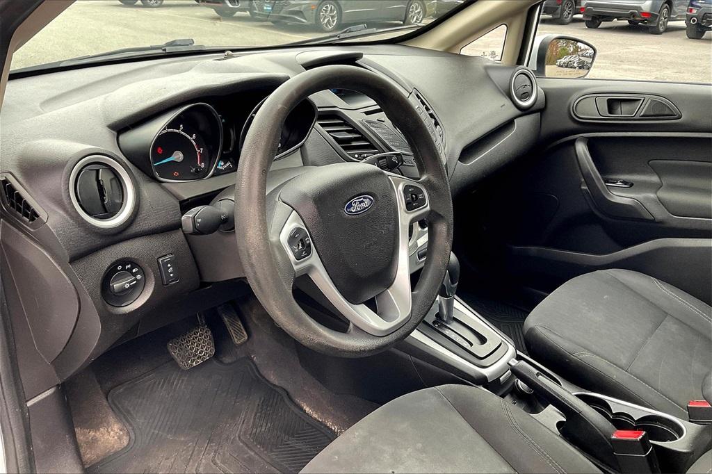 2019 Ford Fiesta SE - Photo 8