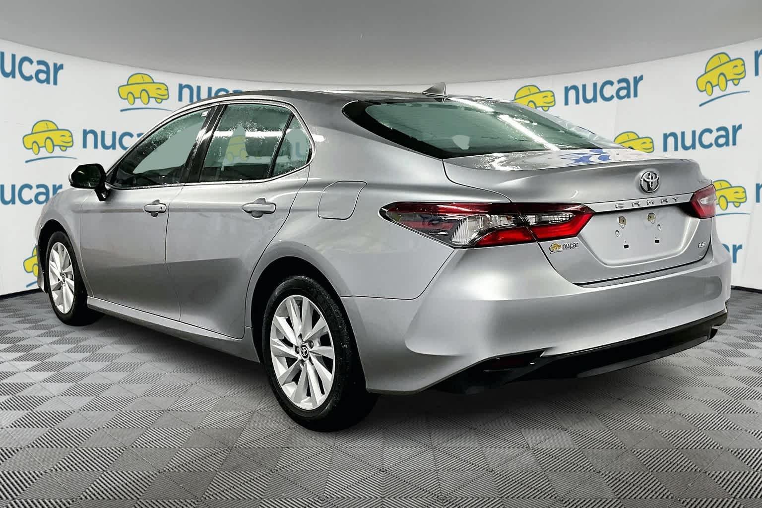 2022 Toyota Camry LE - Photo 4