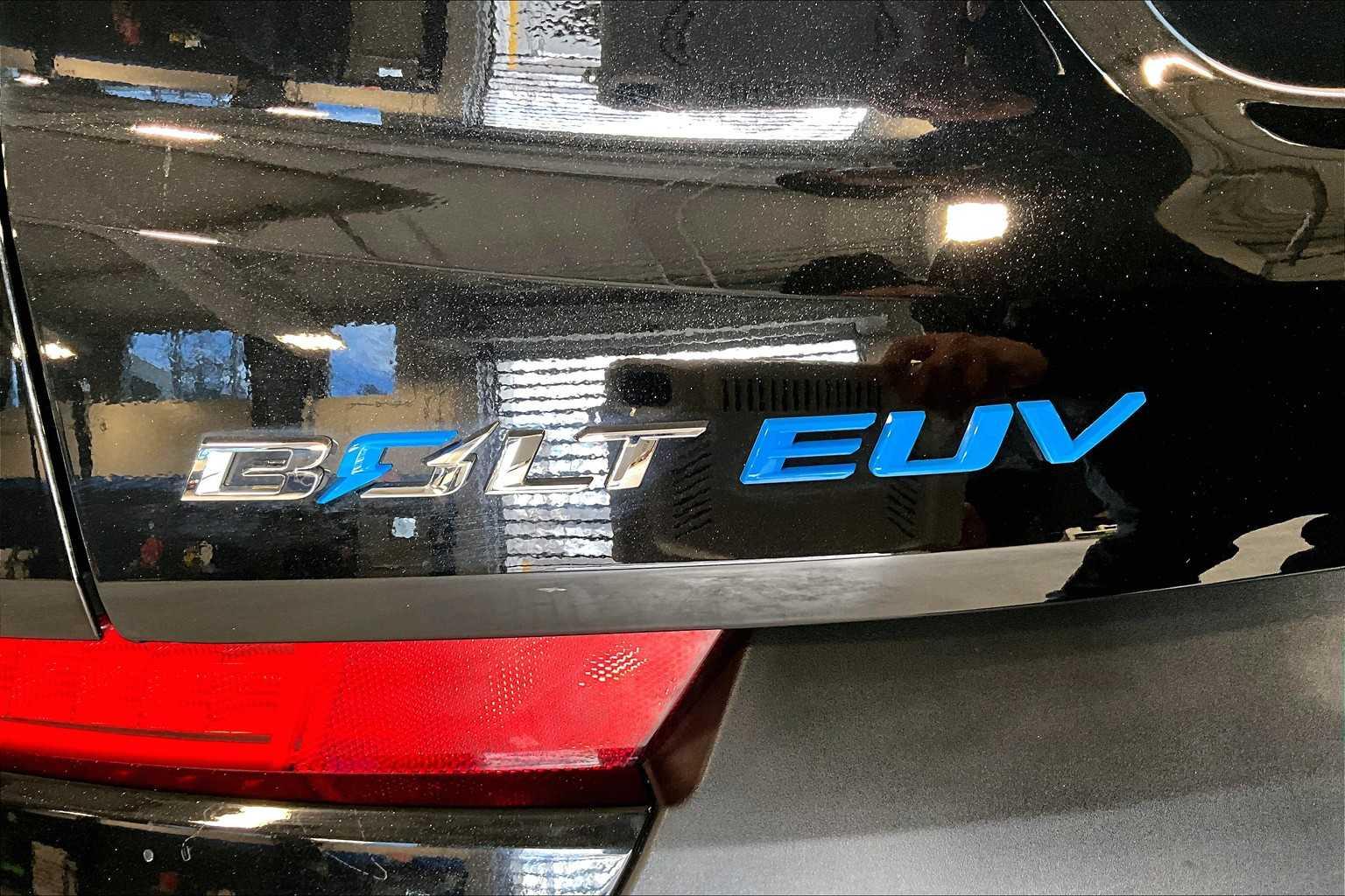 2022 Chevrolet Bolt EUV LT - Photo 28