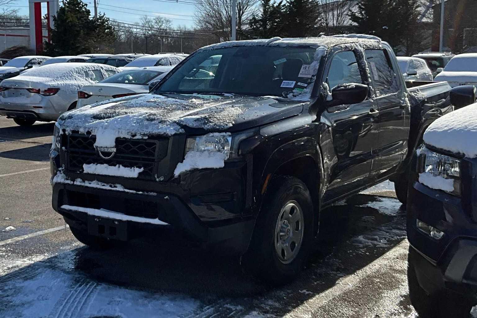 2023 Nissan Frontier S Crew Cab 4x4 Auto - Photo 3