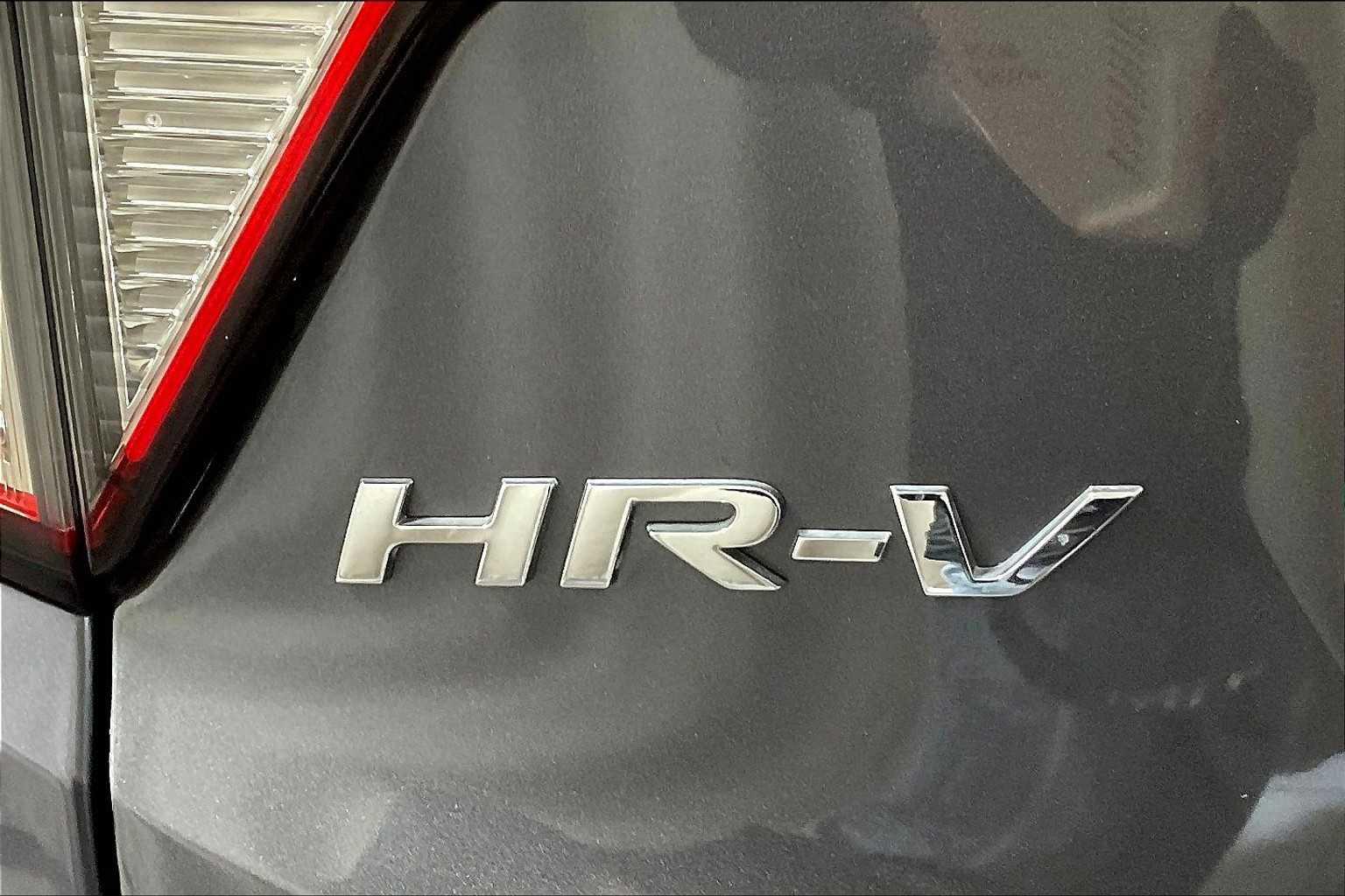 2021 Honda HR-V LX - Photo 25