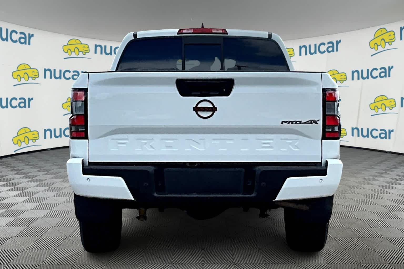 2022 Nissan Frontier PRO-4X Crew Cab 4x4 Auto - Photo 5