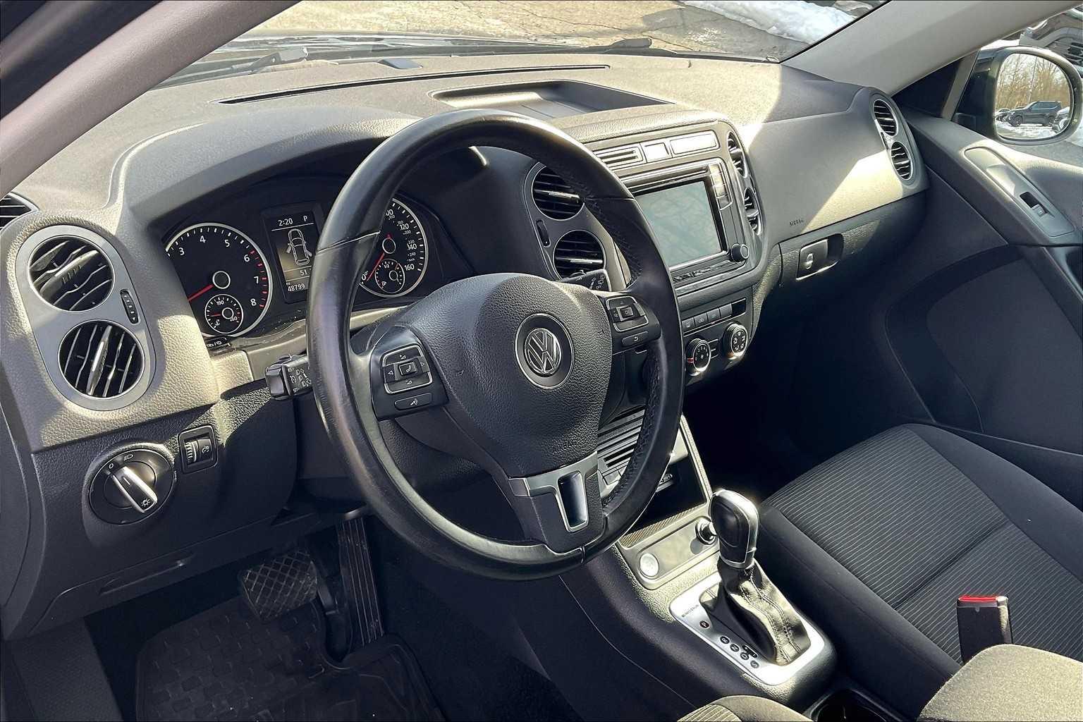 2018 Volkswagen Tiguan  - Photo 8