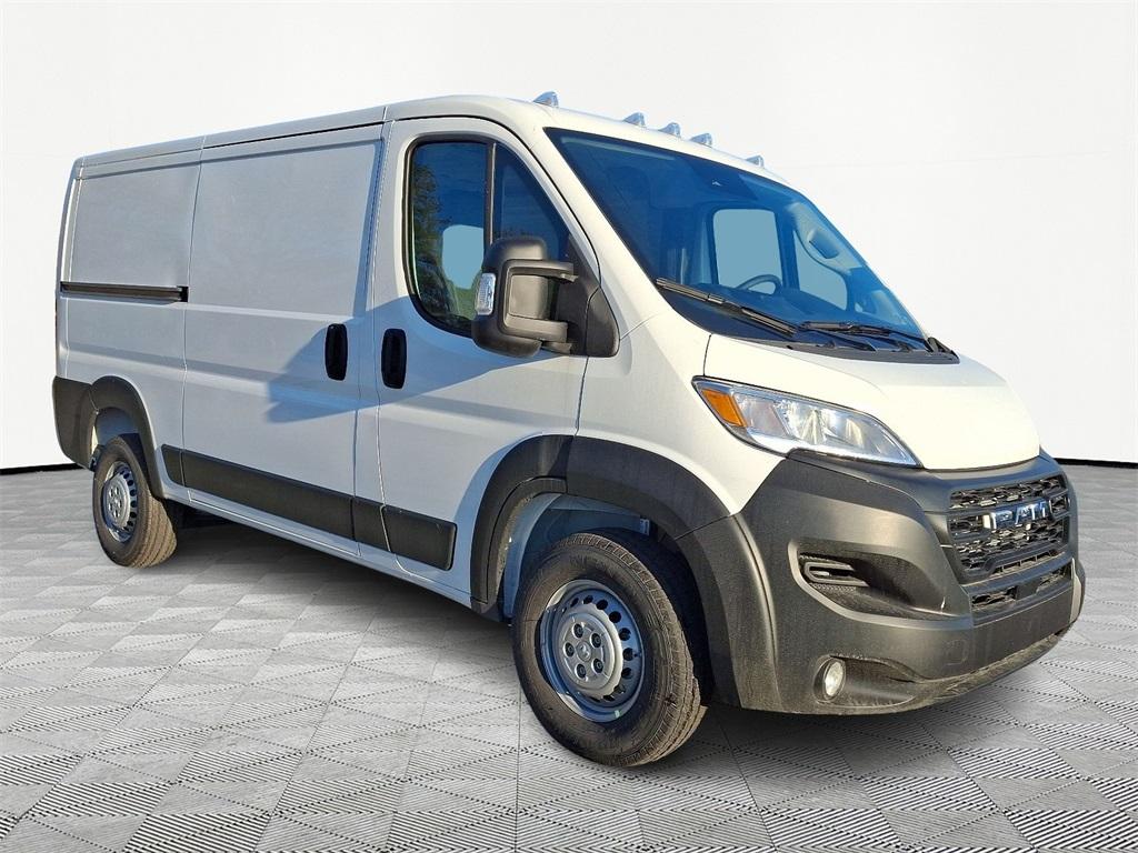 2025 Ram ProMaster 1500 Low Roof