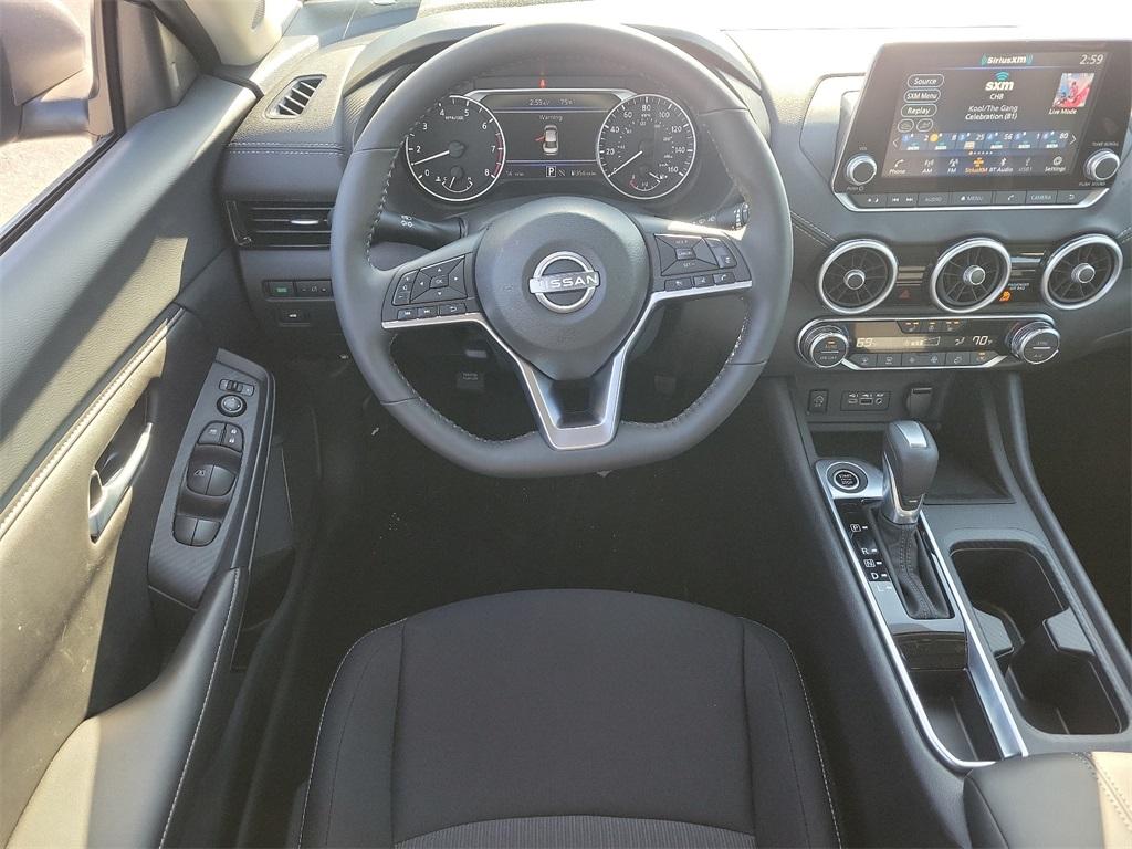 2025 Nissan Sentra SV - Photo 7