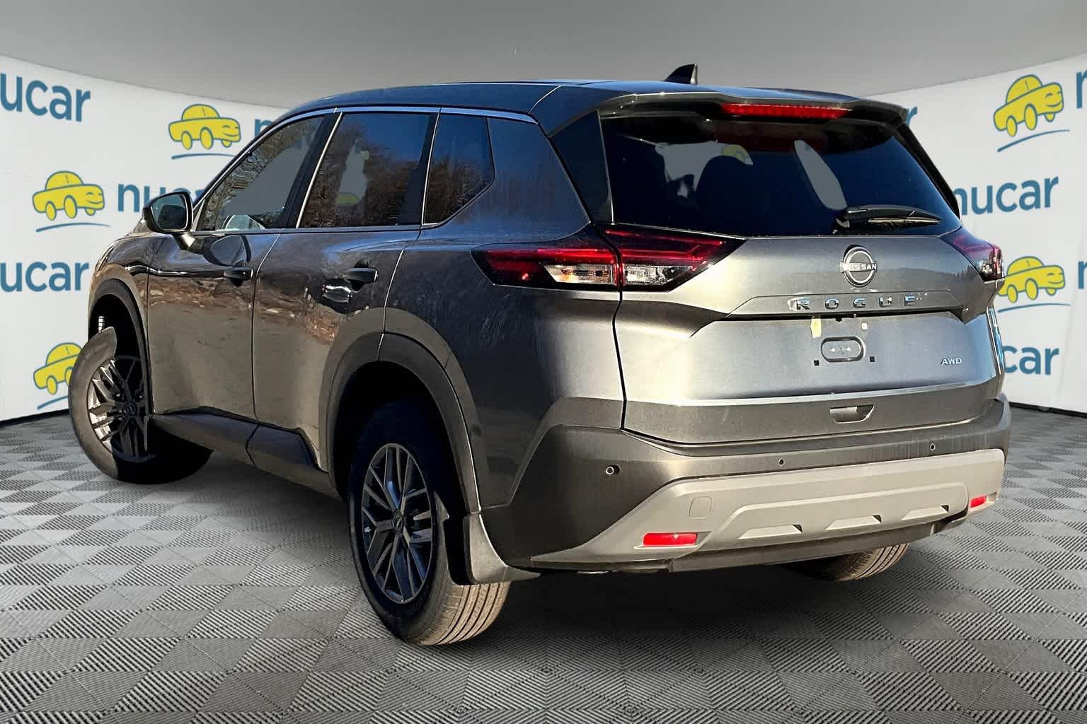 2023 Nissan Rogue S - Photo 4