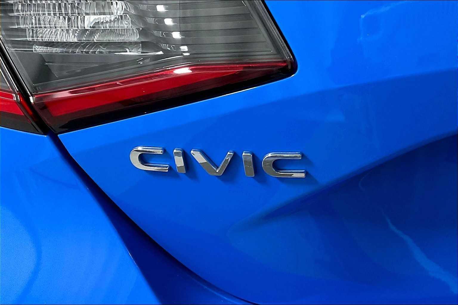 2022 Honda Civic Hatchback Sport - Photo 28