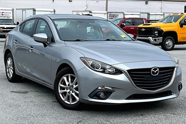 2016 Mazda Mazda3 i Touring