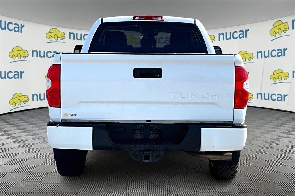 2019 Toyota Tundra SR5 - Photo 5