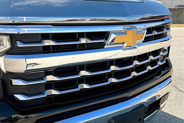 2024 Chevrolet Silverado 1500 LTZ - Photo 25