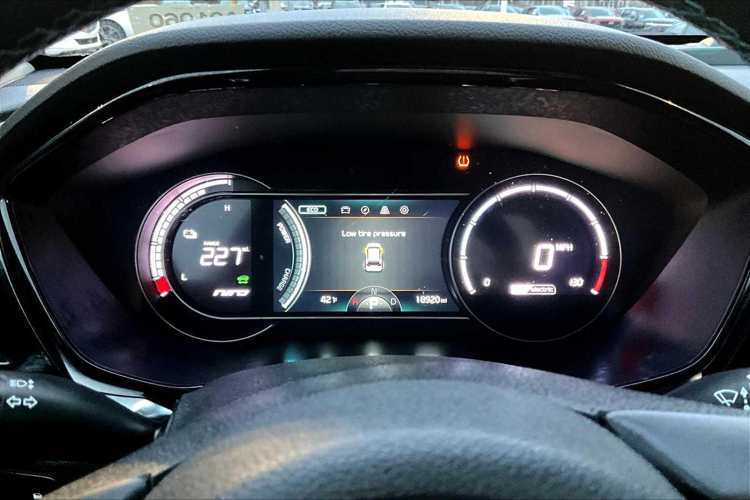 2022 Kia Niro EV EX Premium - Photo 25