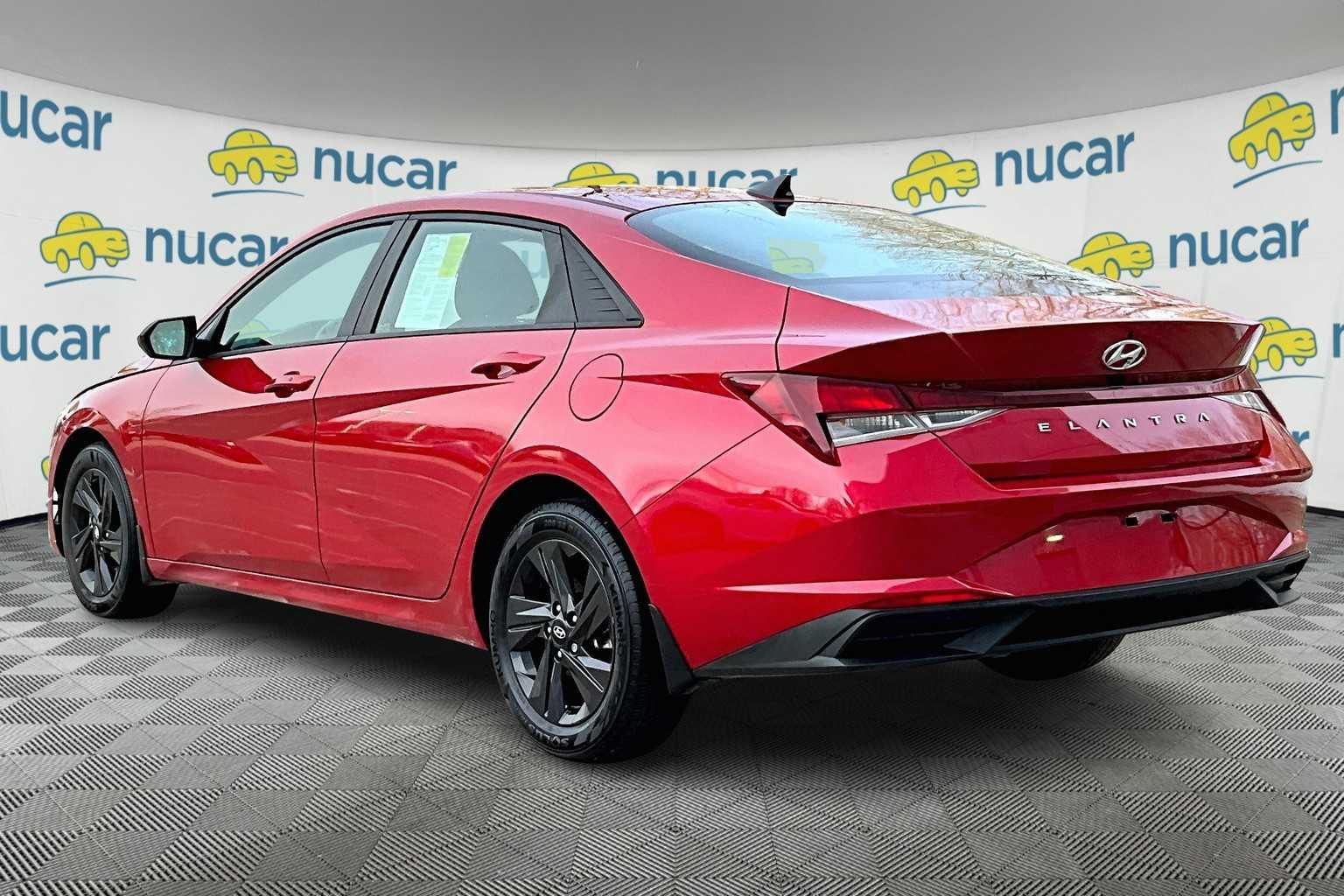 2022 Hyundai Elantra SEL - Photo 4