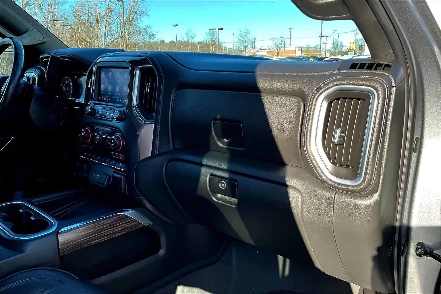 2019 Chevrolet Silverado 1500 High Country 4WD Crew Cab 147 - Photo 13