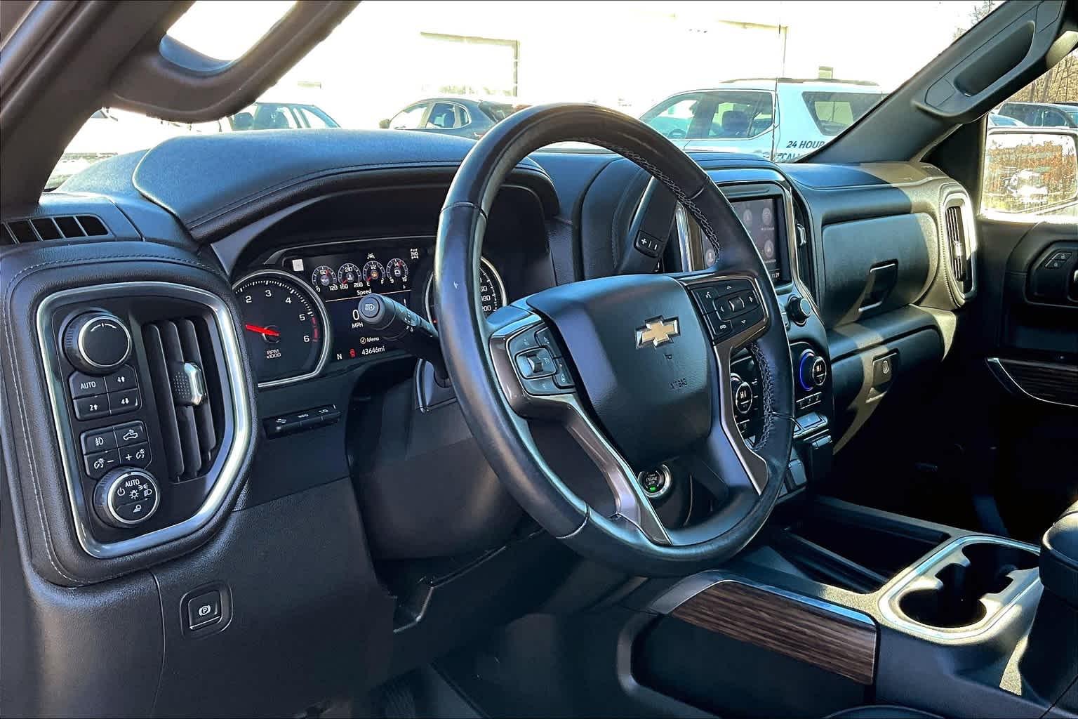 2019 Chevrolet Silverado 1500 High Country 4WD Crew Cab 147 - Photo 8