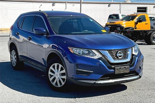 2017 Nissan Rogue S - Photo 1