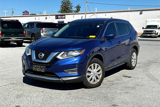 2017 Nissan Rogue S - Photo 2