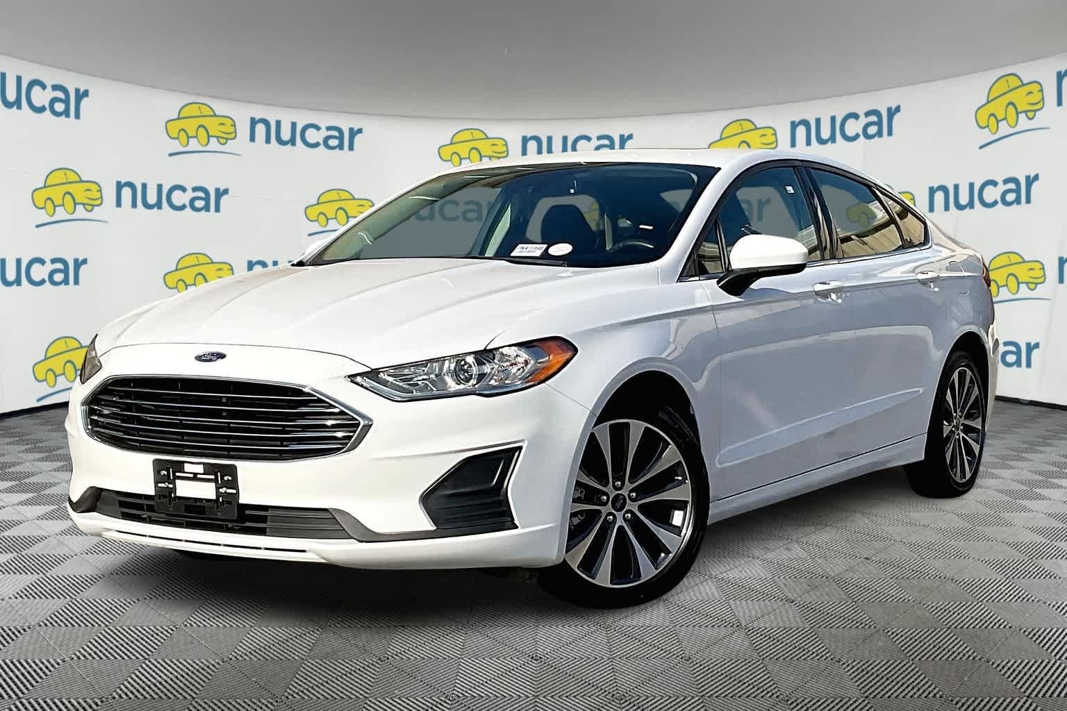 2020 Ford Fusion SE - Photo 3