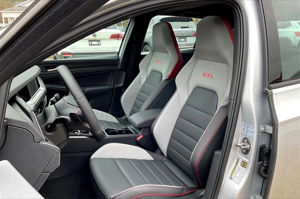 2024 Volkswagen Golf GTI 2.0T SE - Photo 10