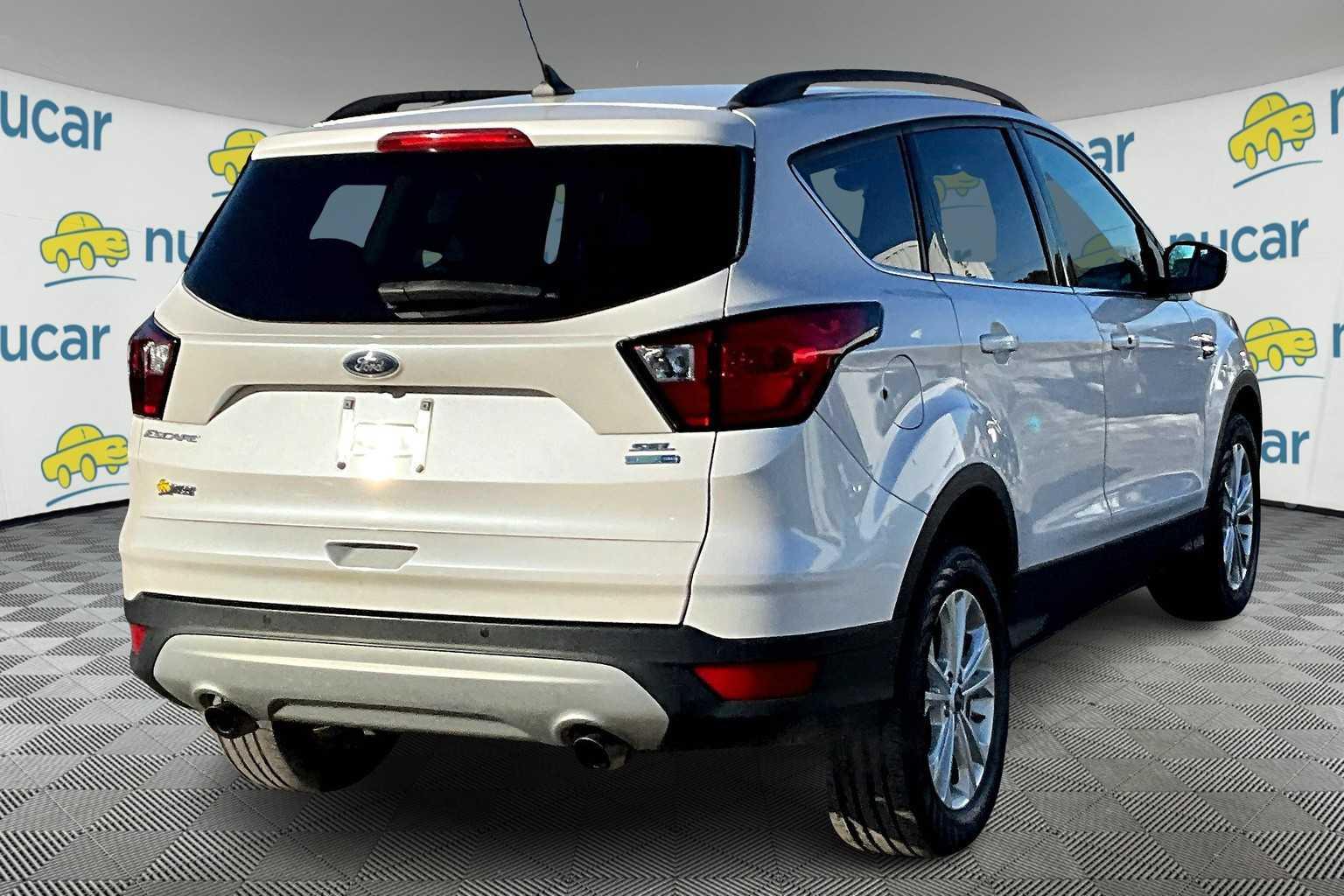 2019 Ford Escape SEL - Photo 6