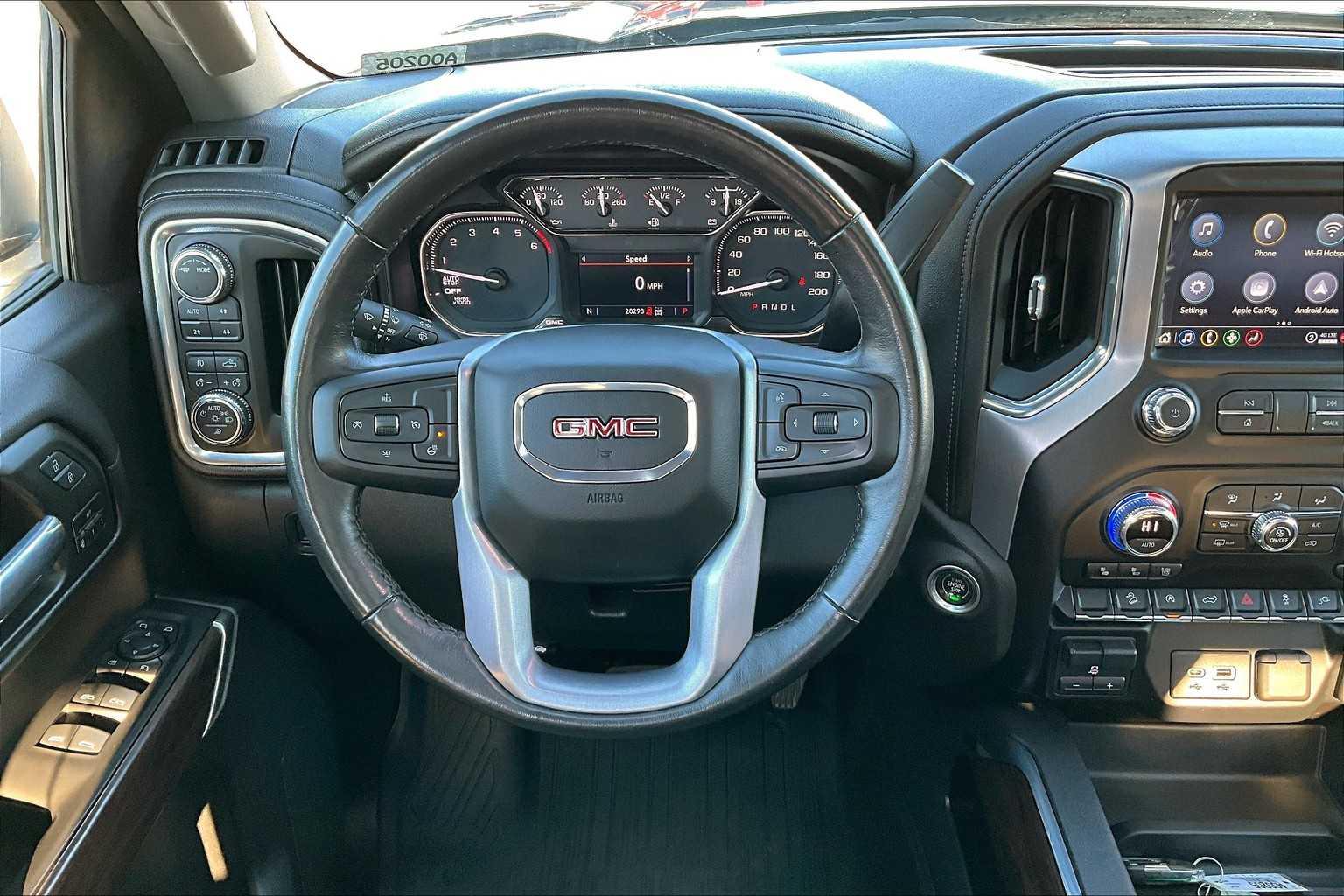 2021 GMC Sierra 1500 SLT 4WD Crew Cab 147 - Photo 16